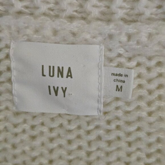 Luna Ivy Cream Pink Strawberry Crochet Fruit Novelty Cardigan Sweater Size M - Picture 7 of 8